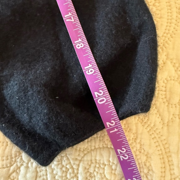 100% CASHMERE black bell sleeve sweater - super soft - women's M - Picture 5 of 8